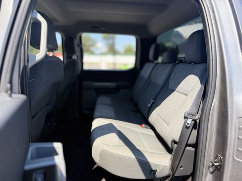 Used 2021 Ford F150 XLT AWD/4WD image 30