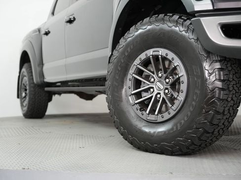 Used 2020 Ford F150 Raptor w/ Equipment Group 802A Luxury image 18