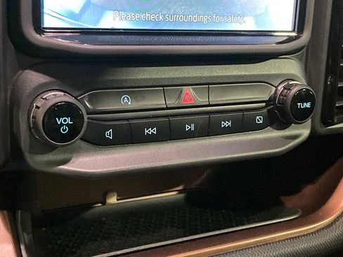 Used 2021 Ford Bronco Sport Outer Banks w/ Outer Banks Package (96D) image 24