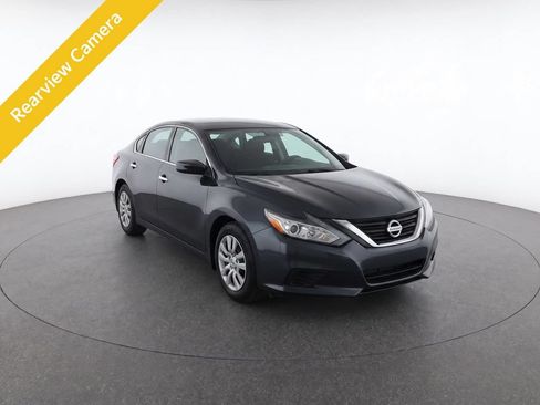 Used 2017 Nissan Altima 2.5 S w/ Power Driver Seat Package FWD image 2