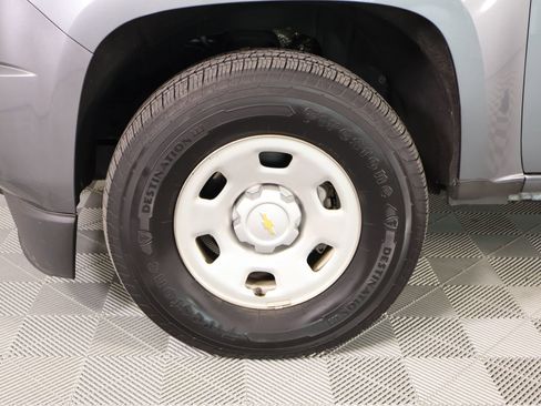 Used 2018 Chevrolet Colorado W/T w/ WT Convenience Package AWD/4WD image 16