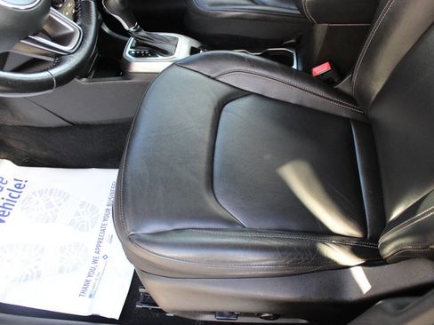 Used 2020 Jeep Renegade Limited w/ Safety and Security Group image 8