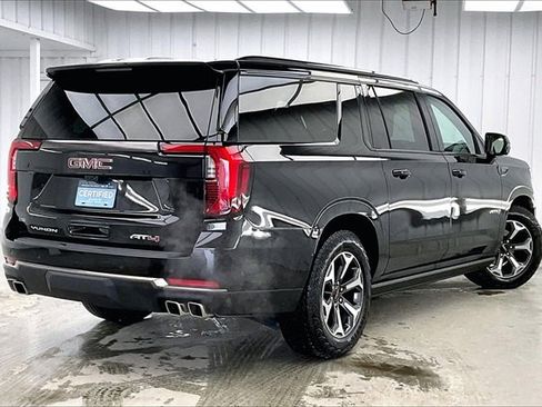Certified 2025 GMC Yukon XL AT4 Ultimate image 12