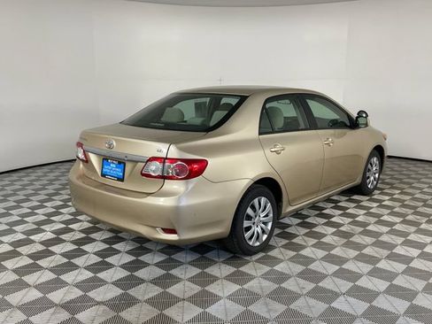 Used 2012 Toyota Corolla LE FWD image 20