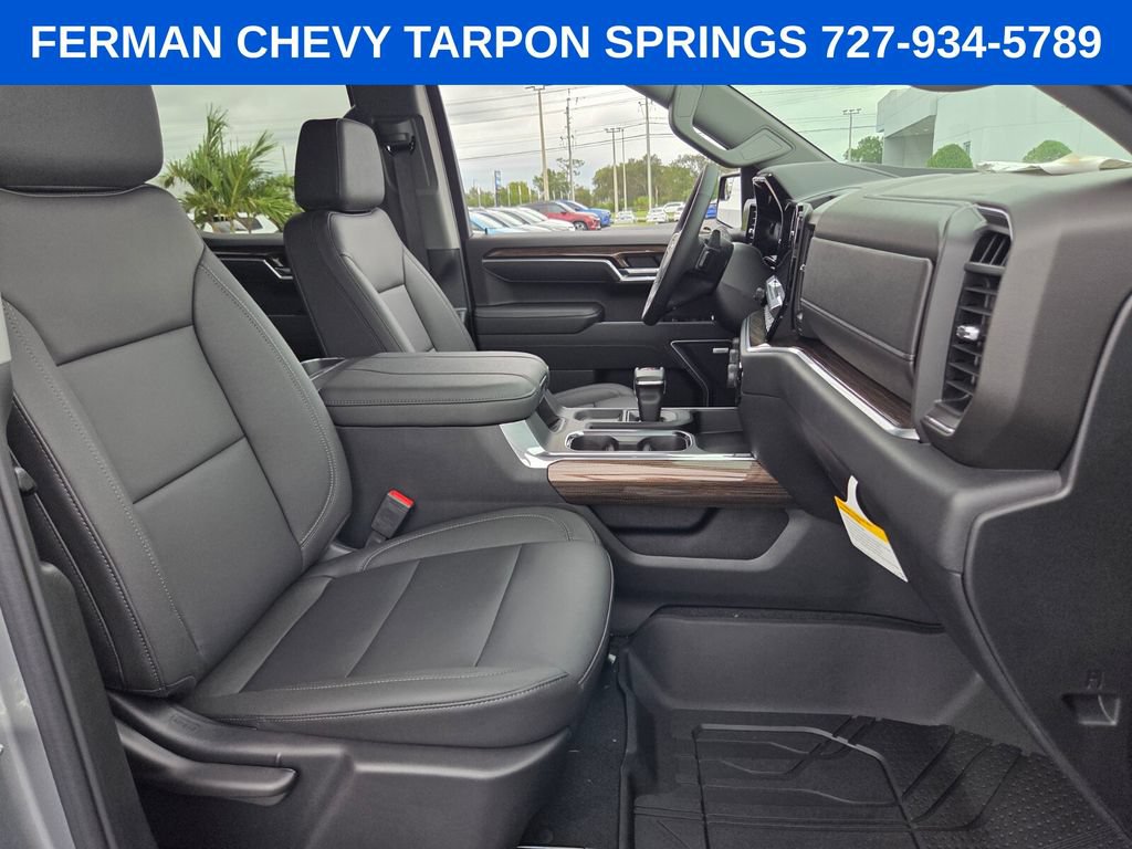 New 2026 Chevrolet Silverado 1500 RST w/ Redline Edition AWD/4WD image 18