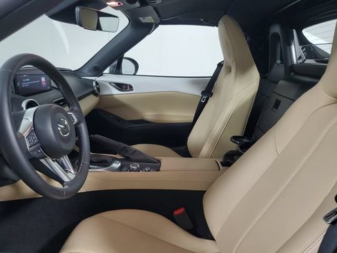 Used 2025 MAZDA MX-5 Miata RF Grand Touring RWD image 15