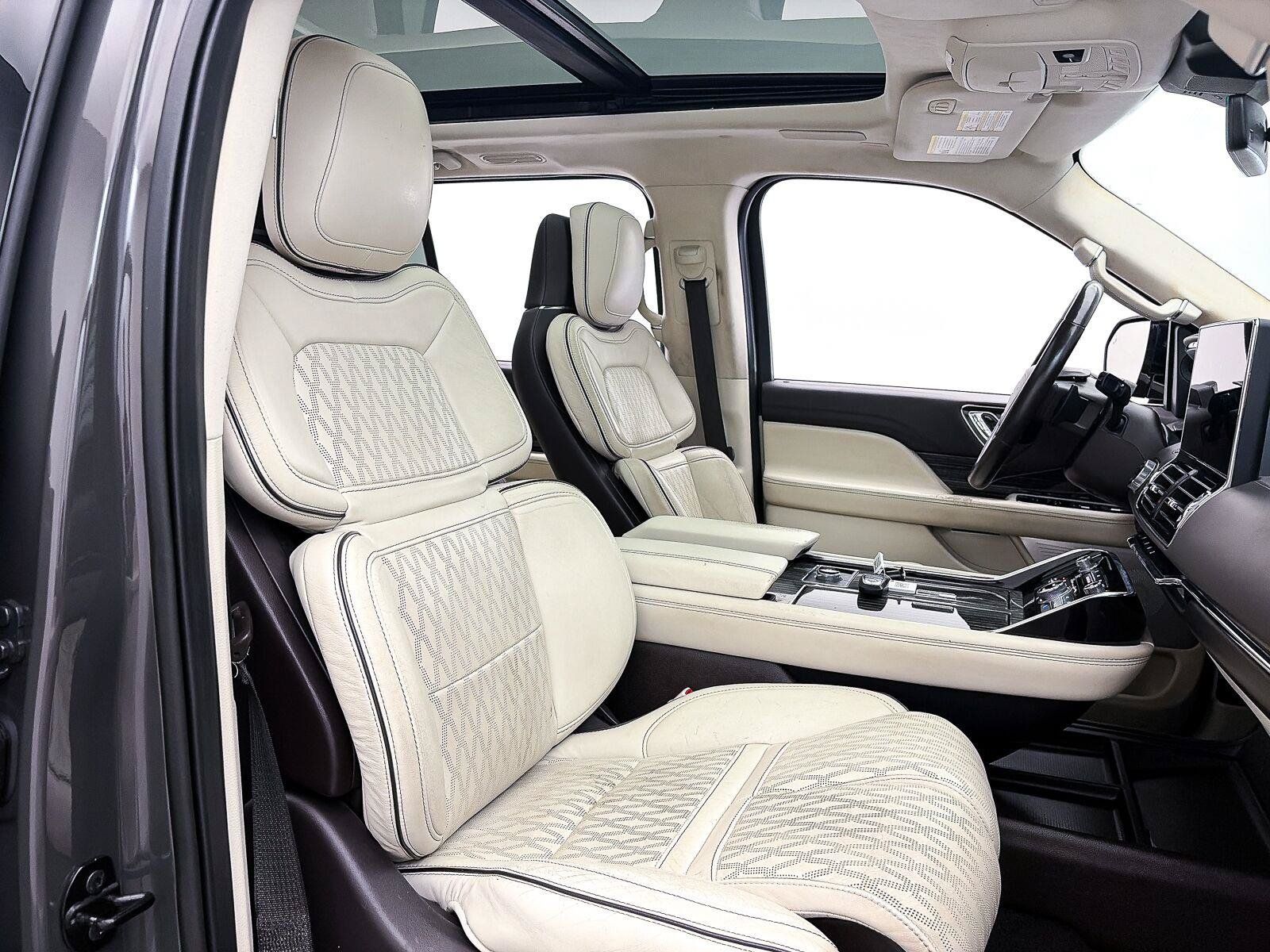 Used 2022 Lincoln Navigator Black Label AWD/4WD image 42