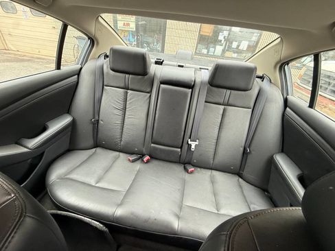 Used 2008 Nissan Altima 3.5 SL w/ Emergency Aid Pkg image 7