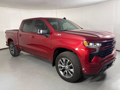 Certified 2025 Chevrolet Silverado 1500 RST w/ Convenience Package II AWD/4WD image 2