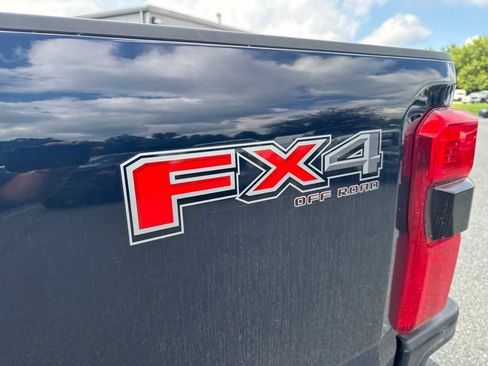Used 2024 Ford F250 XLT w/ XLT Premium Package AWD/4WD image 9