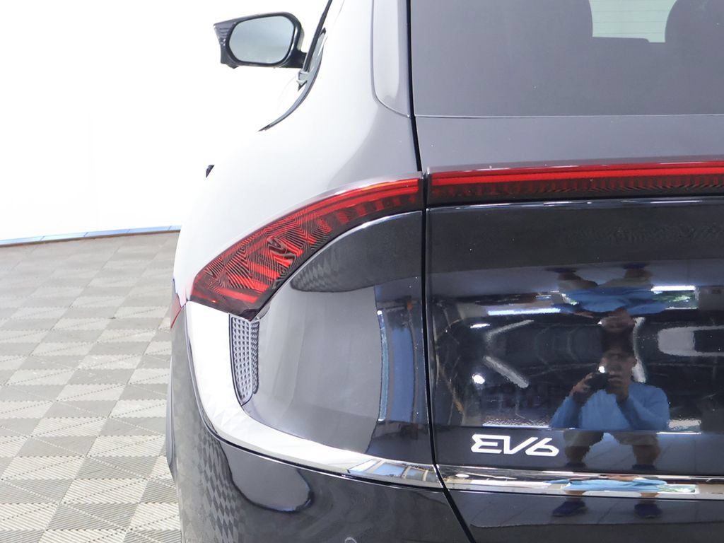 Used 2023 Kia EV6 GT-Line RWD image 17