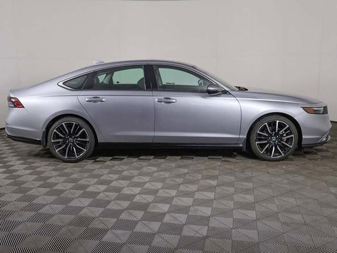 Used 2023 Honda Accord Touring image 19