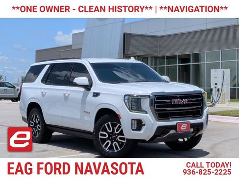 Used 2023 GMC Yukon AT4 w/ Technology Package AWD/4WD image 1