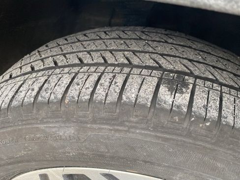 Used 2023 Subaru Forester Premium image 7