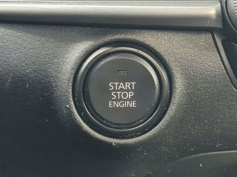 Used 2024 MAZDA MAZDA3 s FWD image 31