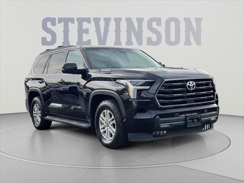 Certified 2023 Toyota Sequoia SR5 w/ SR5 Premium Package AWD/4WD image 7