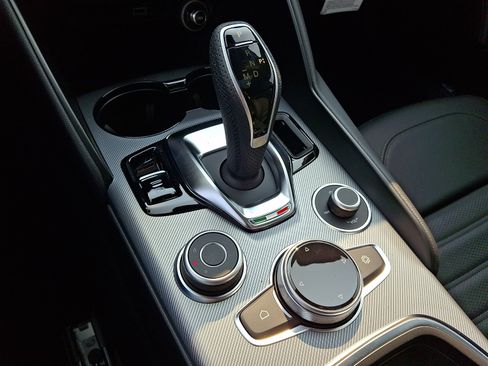 New 2026 Alfa Romeo Giulia AWD image 15