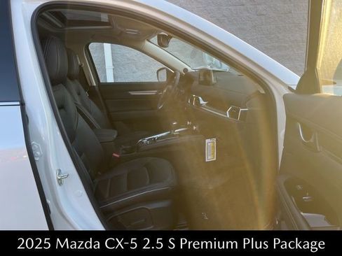 New 2025 MAZDA CX-5 AWD 2.5 S w/ Premium Plus Pkg image 28