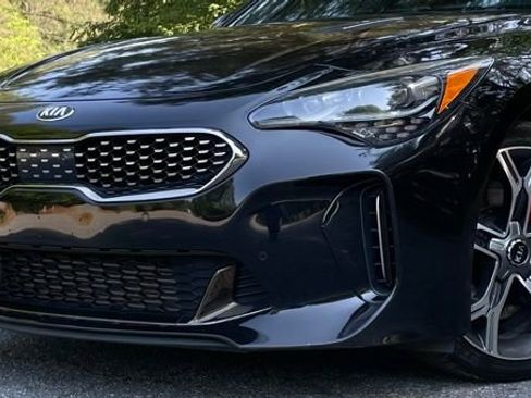 Used 2019 Kia Stinger GT2 AWD/4WD image 3