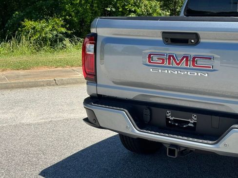 New 2025 GMC Canyon Elevation w/ Convenience Package image 14