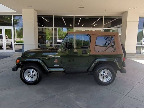Used 1998 Jeep Wrangler Sahara AWD/4WD image 2