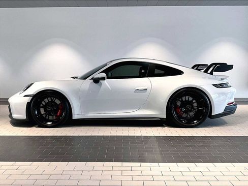 Used 2022 Porsche 911 GT3 image 2