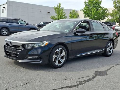 Used 2018 Honda Accord EX image 5