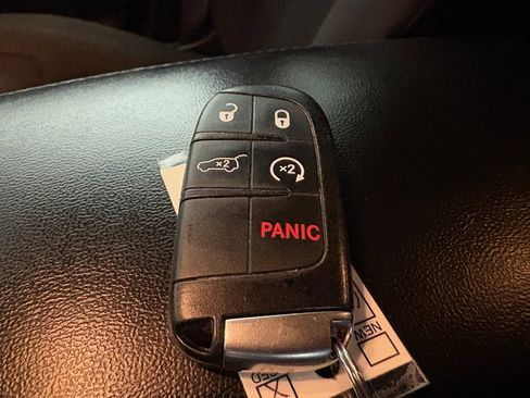 Used 2022 Dodge Durango GT w/ Blacktop Package image 15