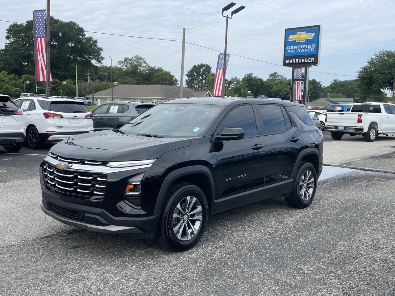 Used 2026 Chevrolet Equinox LT FWD image 3