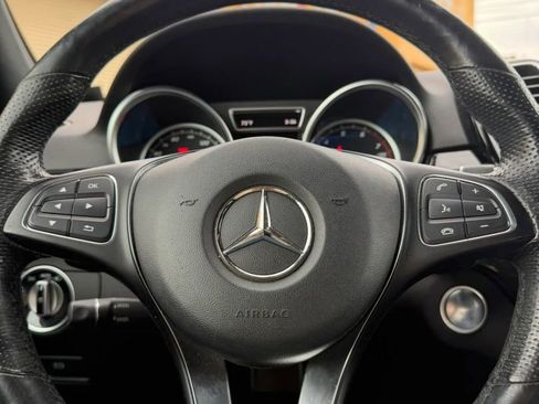 Used 2019 Mercedes-Benz GLE 400 4MATIC image 20
