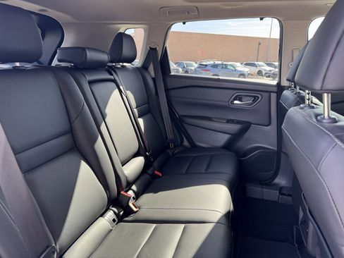 Used 2024 Nissan Rogue SL w/ SL Premium Package image 44