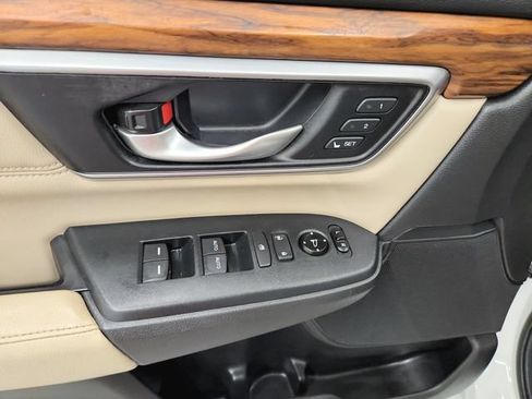 Used 2017 Honda CR-V Touring image 27