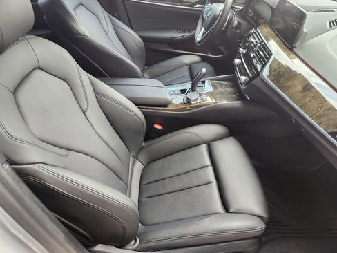 Used 2020 BMW 530i xDrive w/ Convenience Package AWD/4WD image 13