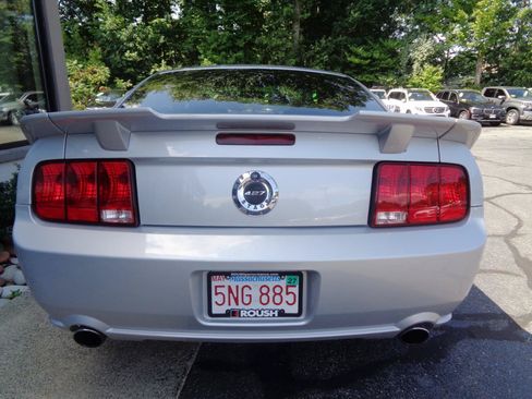 Used 2007 Ford Mustang GT RWD image 6