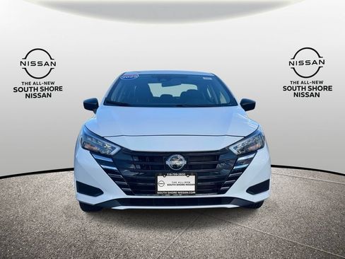 Used 2025 Nissan Versa S w/ Trunk Package FWD image 2