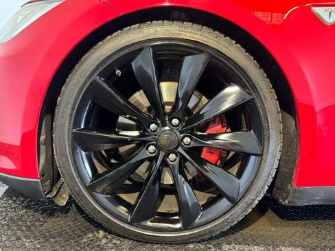 Used 2013 Tesla Model S Performance RWD image 33