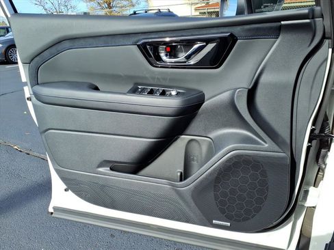 New 2025 Subaru Forester Limited w/ Popular Package image 19