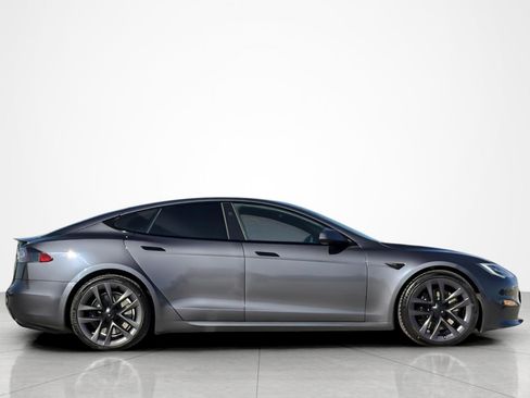 Used 2021 Tesla Model S Plaid image 6