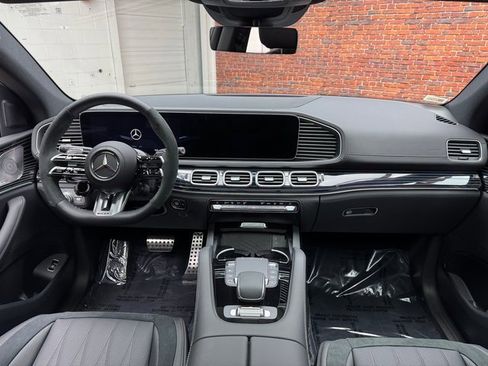 New 2026 Mercedes-Benz GLE 53 AMG 4MATIC Coupe image 12