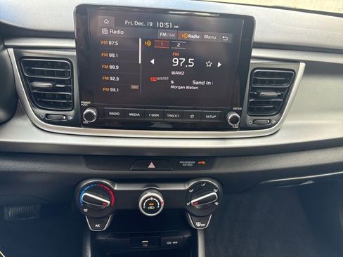 Used 2023 Kia Rio S image 14