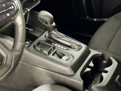 Used 2023 Chevrolet Colorado W/T RWD image 30