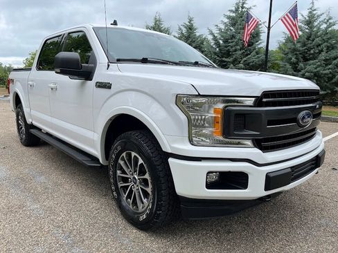 Used 2019 Ford F150 XLT w/ Equipment Group 302A Luxury AWD/4WD image 32