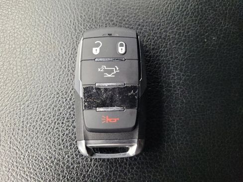 Used 2021 RAM 1500 Big Horn RWD image 32