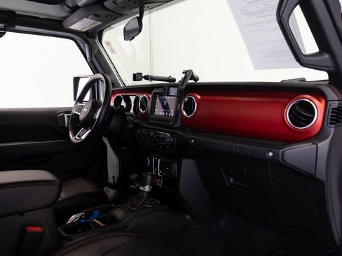 Used 2021 Jeep Wrangler Rubicon w/ Cold Weather Group image 23