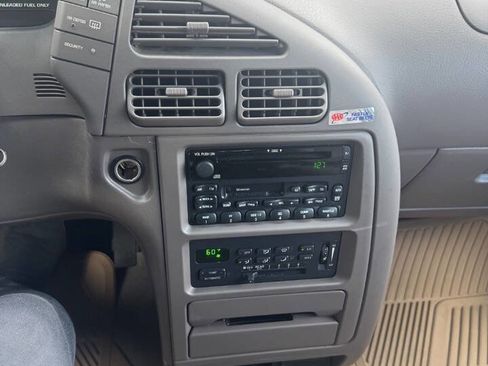 Used 2000 Mercury Villager Estate image 12