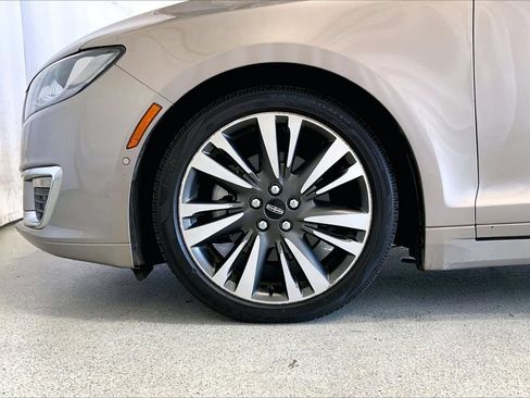 Used 2018 Lincoln MKZ Reserve w/ Technology Package FWD image 6