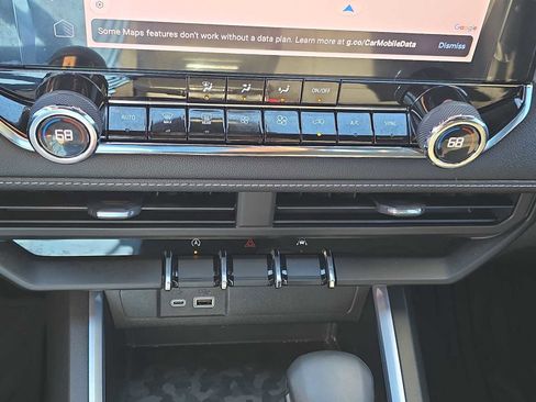 Used 2023 Chevrolet Colorado LT w/ LT Convenience Package image 22