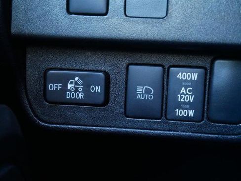 Certified 2022 Toyota Tacoma TRD Sport w/ Technology Package image 25