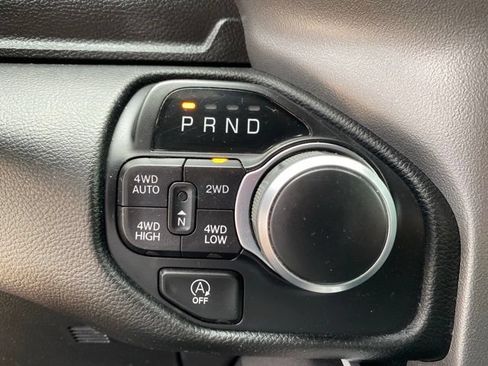 Used 2020 RAM 1500 Big Horn AWD/4WD image 28