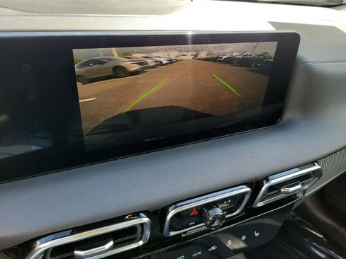 New 2026 Nissan Sentra SV w/ SV Convenience Package FWD image 21